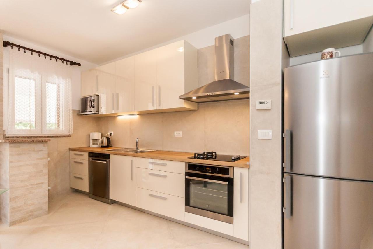 Apartments Surfinia Башка Екстер'єр фото