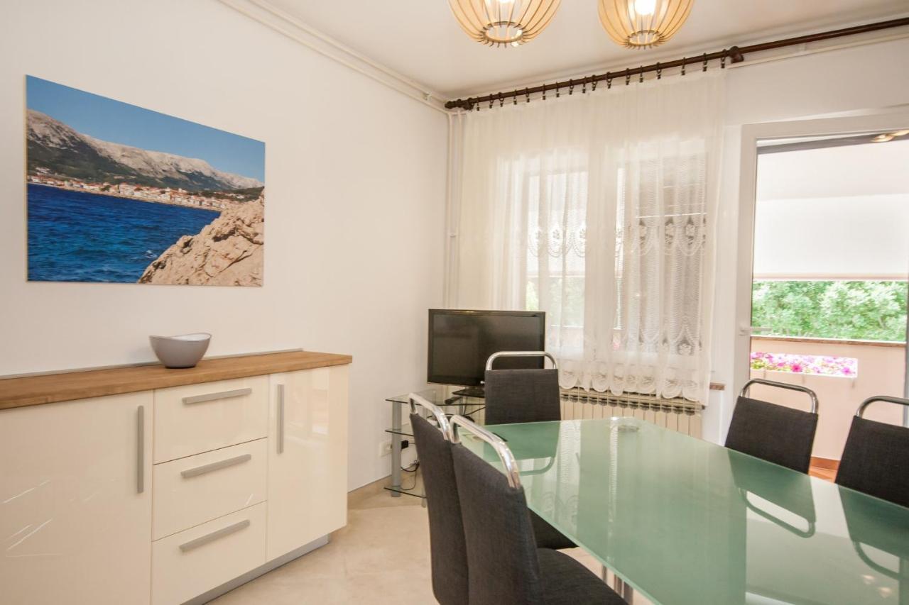 Apartments Surfinia Башка Екстер'єр фото